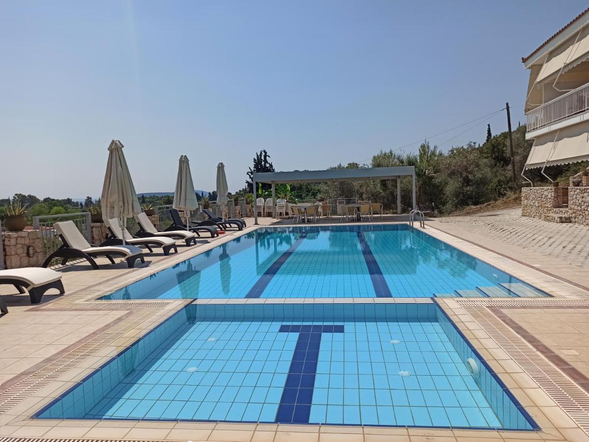 Villa Lilly تولو المظهر الخارجي الصورة